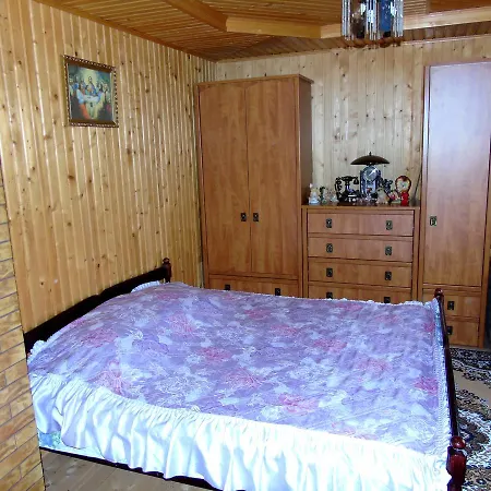 Гостинний Двир 