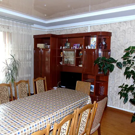 Гостинний Двир 